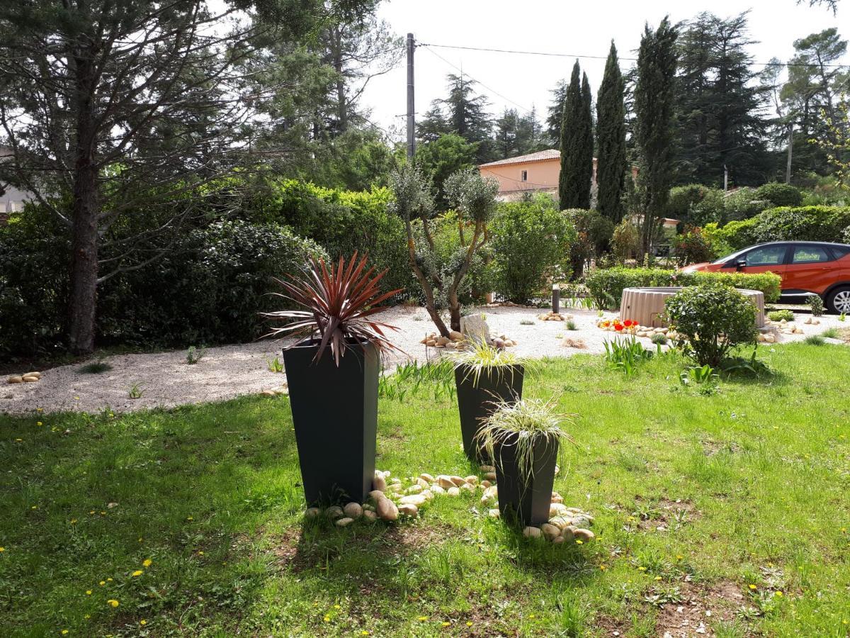 Saint-Maximin-la-Sainte-Baume Les Coronilles B&B 외부 사진